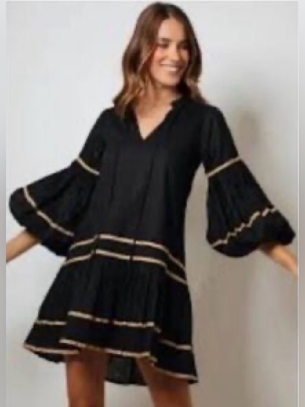 Kleid For Her Ilana Mini Dress in Black & Gold Size XSmall